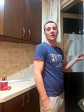 Snapshot of Aian09 chatting on 03-12-25, 11:01 Aian09 online show from 03-12-25, 11:01