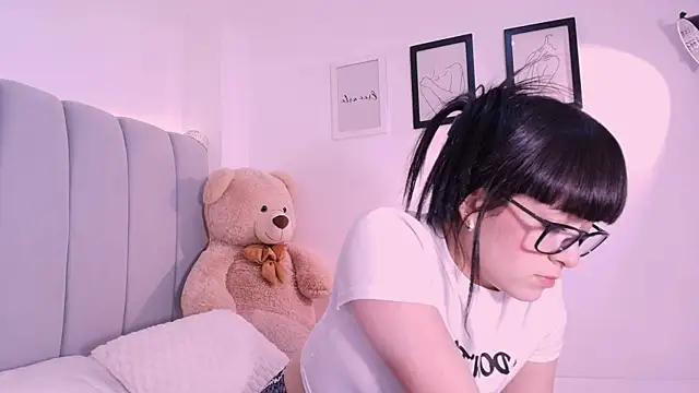 DannaHyde online show from 05-23-26, 07:51