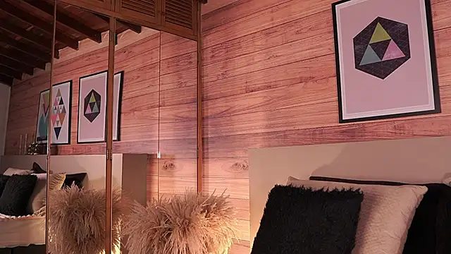 IzzyWild online show from 11-21-25, 10:47