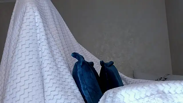 Britney Ross online show from 12-25-24, 05:26