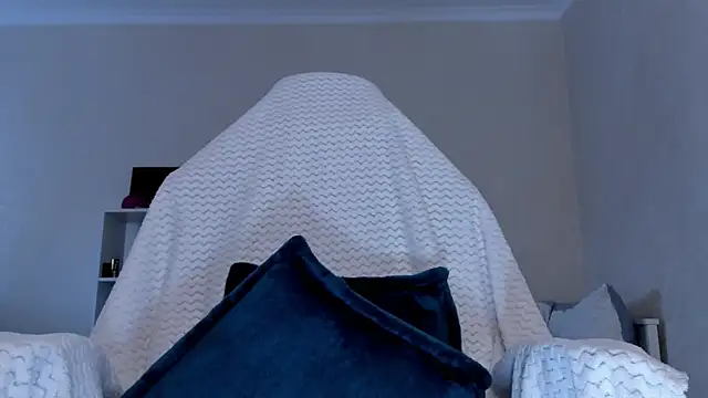 Britney Ross online show from 01-30-25, 07:29