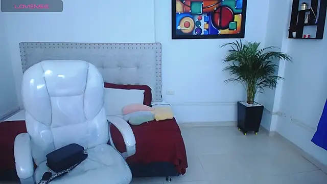 Chiqui milk  online show from 01-11-25, 07:27