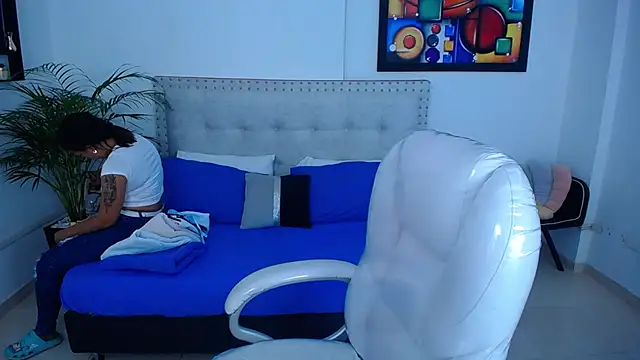 Chiqui milk  online show from 02-03-25, 07:10