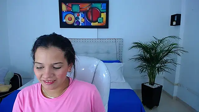 Chiqui milk  online show from 02-21-25, 08:38