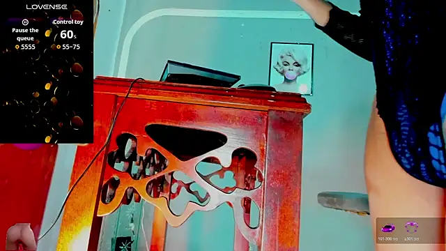 Jimena Grey online show from 04-21-26, 05:36