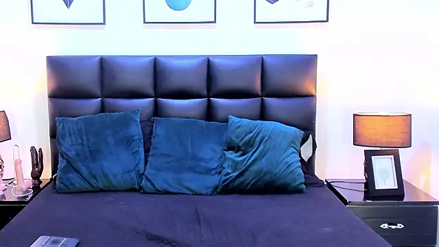 Snapshot of TaraCarson chatting on 03-09-25, 02:07 TaraCarson online show from 03-09-25, 02:07