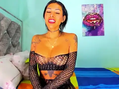 Snapshot of Evilmichellts1 chatting on 03-20-25, 02:53 Evilmichellts1 online show from 03-20-25, 02:53