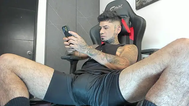 sergiio mesa27 online show from 10-05-25, 02:15