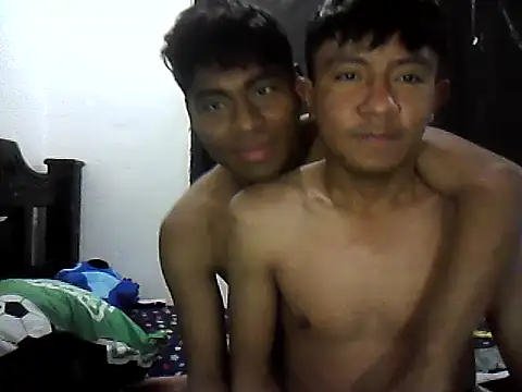 Snapshot of tribwor chatting on 09-19-25, 10:10 tribwor online show from 09-19-25, 10:10