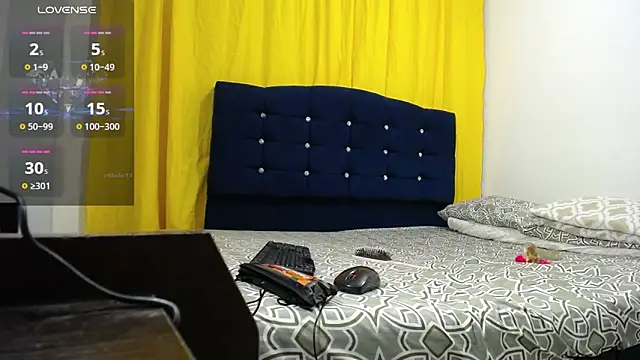 Snapshot of melpark chatting on 03-08-25, 12:00 melpark online show from 03-08-25, 12:00
