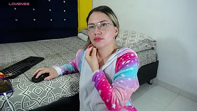 Snapshot of melpark chatting on 03-17-25, 03:36 melpark online show from 03-17-25, 03:36