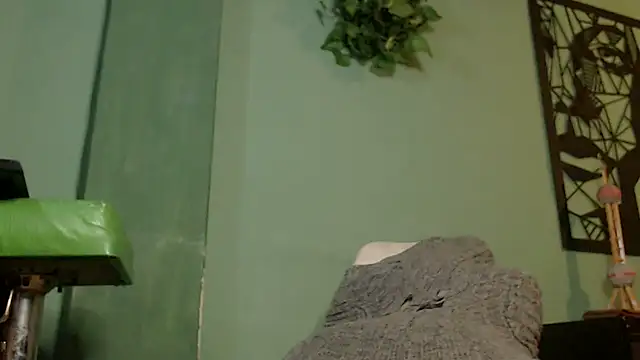 thirstymoonxx online show from 02-13-25, 03:29