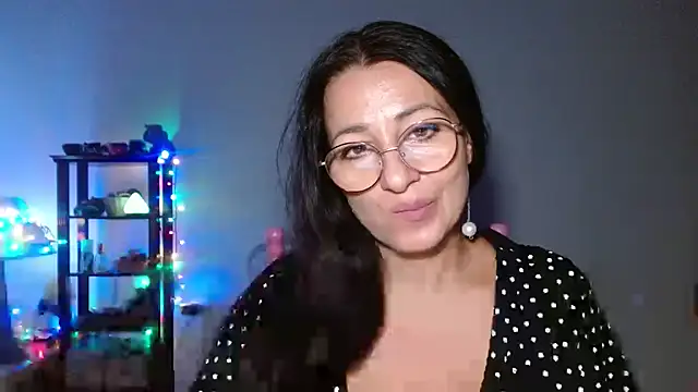 Snapshot of KeisyNeonX chatting on 10-07-25, 07:00 KeisyNeonX online show from 10-07-25, 07:00