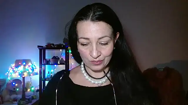 Snapshot of KeisyNeonX chatting on 02-08-26, 07:39 KeisyNeonX online show from 02-08-26, 07:39