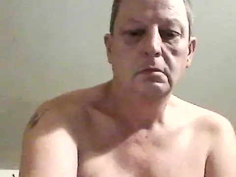 Snapshot of chubbybear2cum chatting on 01-02-25, 02:33 chubbybear2cum online show from 01-02-25, 02:33