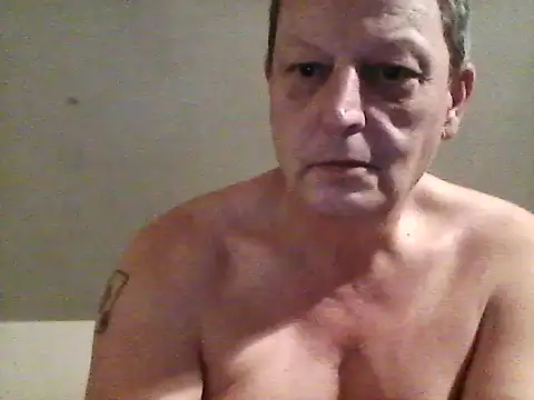 Snapshot of chubbybear2cum chatting on 02-04-25, 11:27 chubbybear2cum online show from 02-04-25, 11:27