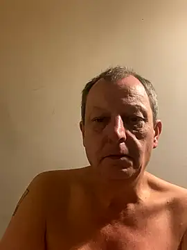 Snapshot of chubbybear2cum chatting on 10-02-25, 07:54 chubbybear2cum online show from 10-02-25, 07:54