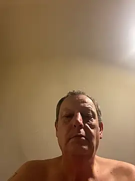 Snapshot of chubbybear2cum chatting on 11-08-25, 05:40 chubbybear2cum online show from 11-08-25, 05:40