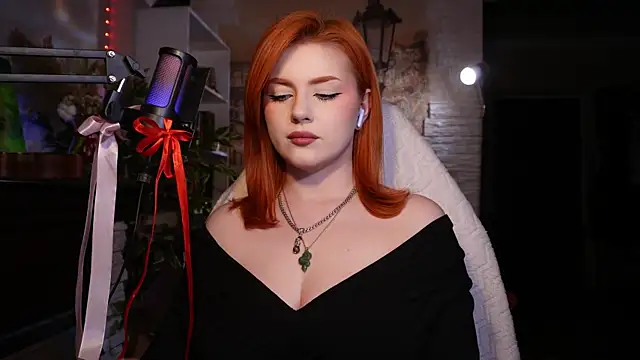 Chriss Fox online show from 02-24-25, 06:26