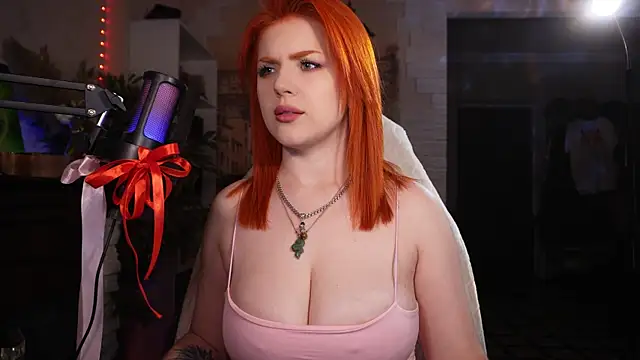 Chriss Fox online show from 03-05-25, 03:18