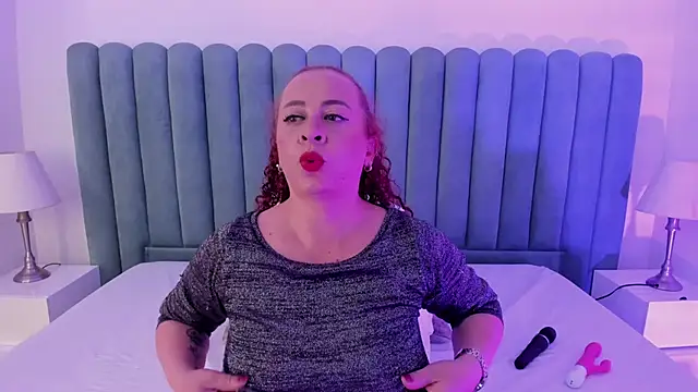 ChannelFox   online show from 11-25-25, 07:47