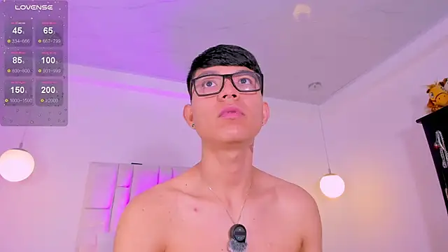 CodyTwink online show from 04-23-26, 01:35