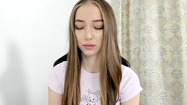 Snapshot of Sweet-bb chatting on 12-02-24, 12:52 Sweet-bb online show from 12-02-24, 12:52