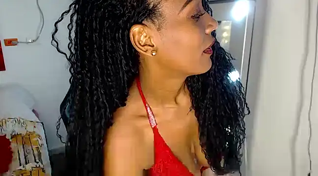 Snapshot of CandyBlackFunXXX chatting on 03-11-25, 08:53 CandyBlackFunXXX online show from 03-11-25, 08:53