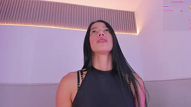 Snapshot of jasminehill_ chatting on 11-27-25, 12:29 jasminehill online show from 11-27-25, 12:29