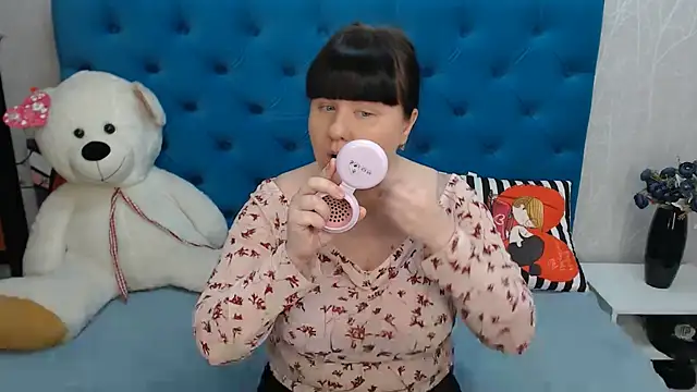 Snapshot of Sexy_MALIKKA chatting on 02-20-25, 09:44 Sexy MALIKKA online show from 02-20-25, 09:44