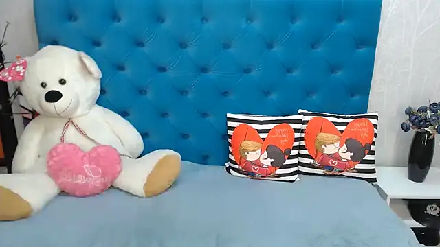 Snapshot of Sexy_MALIKKA chatting on 02-24-25, 09:53 Sexy MALIKKA online show from 02-24-25, 09:53