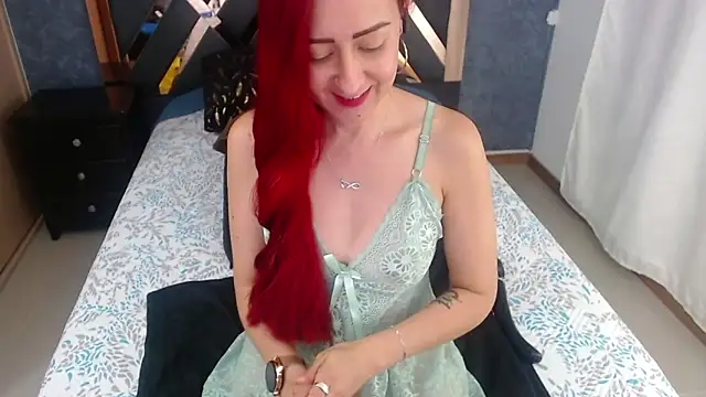 Snapshot of bianca_milfsexy chatting on 01-06-25, 12:16 bianca milfsexy online show from 01-06-25, 12:16