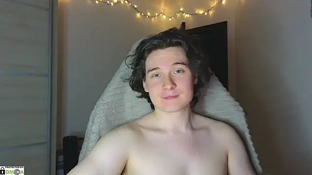 Snapshot of MoreRealAlex chatting on 10-02-25, 11:56 MoreRealAlex online show from 10-02-25, 11:56