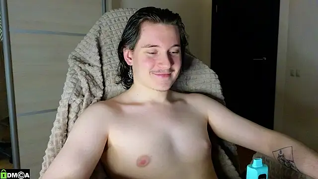 Snapshot of MoreRealAlex chatting on 01-06-26, 08:56 MoreRealAlex online show from 01-06-26, 08:56