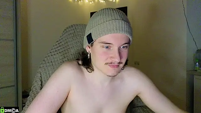 Snapshot of MoreRealAlex chatting on 01-11-26, 09:53 MoreRealAlex online show from 01-11-26, 09:53