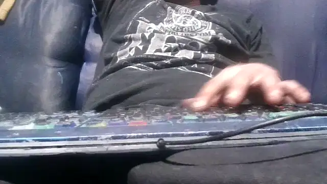 robeaulieu02 online show from 03-17-25, 04:40