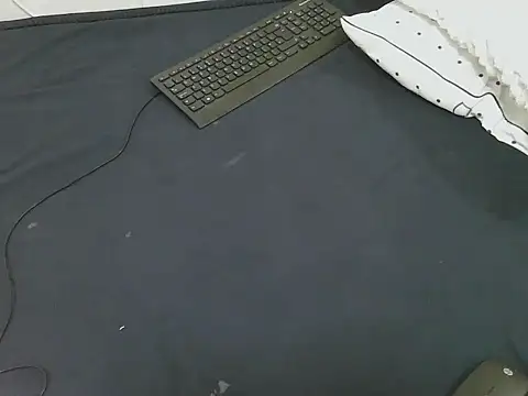 lella-0 online show from 02-09-26, 11:03