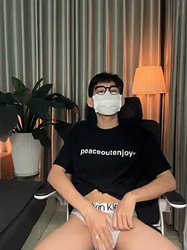 MinhTuanLive online show from 02-11-26, 05:45