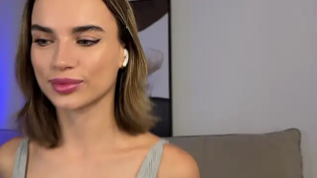 Snapshot of JodyBlow chatting on 10-25-25, 10:23 JodyBlow online show from 10-25-25, 10:23