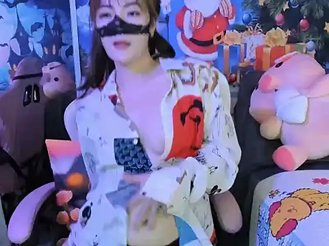 Snapshot of Sugar_lipsz chatting on 12-20-24, 05:47 Sugar lipsz online show from 12-20-24, 05:47