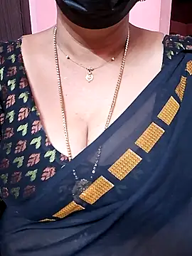 ananya956 online show from 10-29-25, 09:38