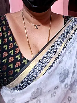 ananya956 online show from 11-11-25, 11:16