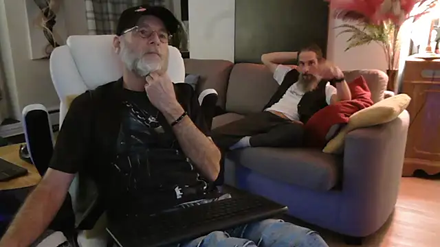 Snapshot of Towndude123 chatting on 02-20-25, 11:54 Towndude123 online show from 02-20-25, 11:54