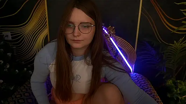 Snapshot of MagicPeachh_ chatting on 01-20-25, 01:32 MagicPeachh  online show from 01-20-25, 01:32