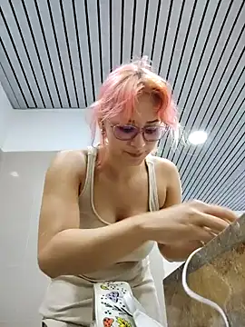 Ramona Flower online show from 01-24-25, 01:13