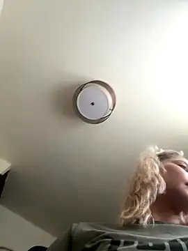 Ramona Flower online show from 10-16-25, 07:04