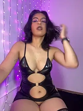 Snapshot of im_anna_ chatting on 01-31-25, 11:45 im anna online show from 01-31-25, 11:45