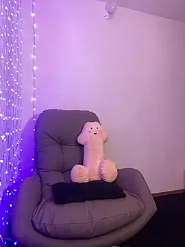 Snapshot of im_anna_ chatting on 02-23-25, 11:14 im anna online show from 02-23-25, 11:14