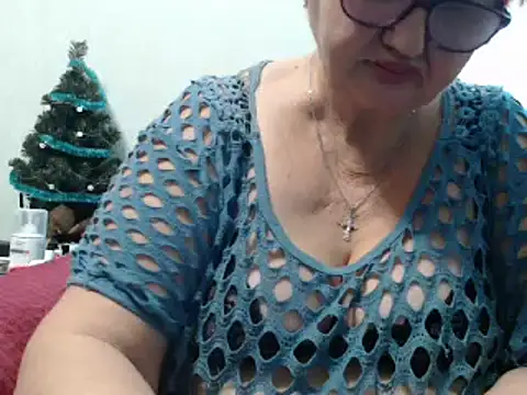 DeniseeRose online show from 12-26-24, 02:01