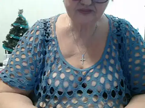 DeniseeRose online show from 12-26-24, 06:22